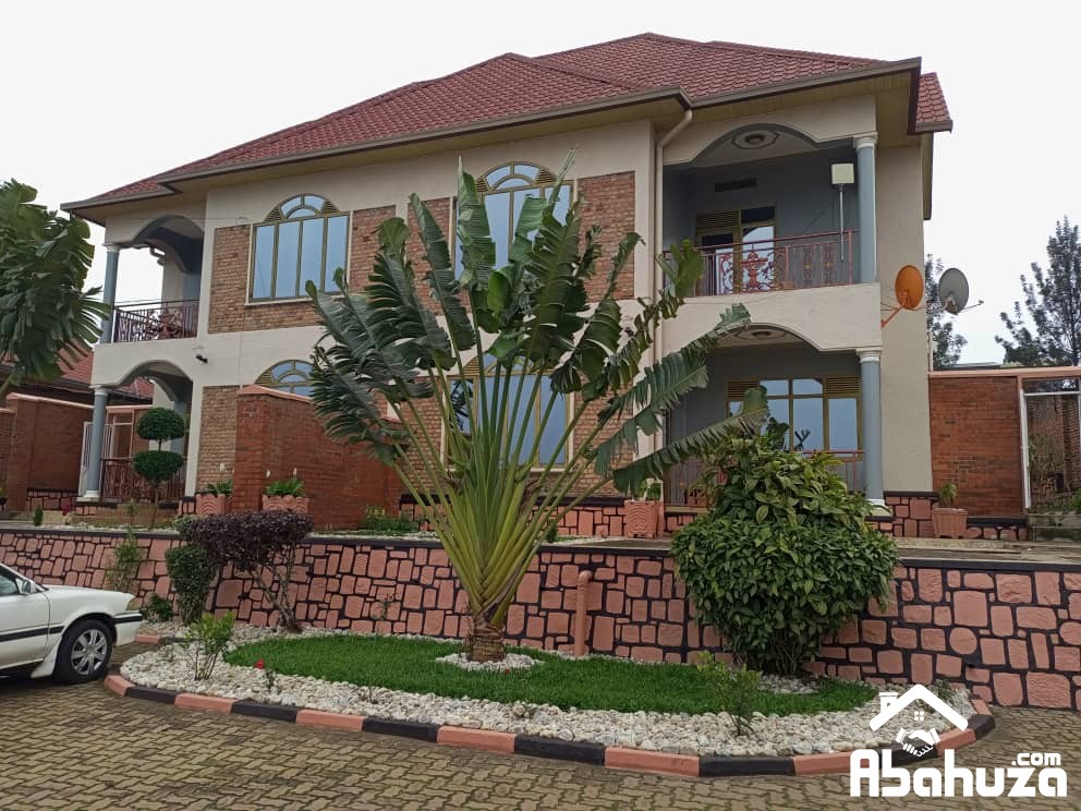 A FURNISHED 4 BEDROOM HOUSE FOR RENT IN KIGALI AT REBERO