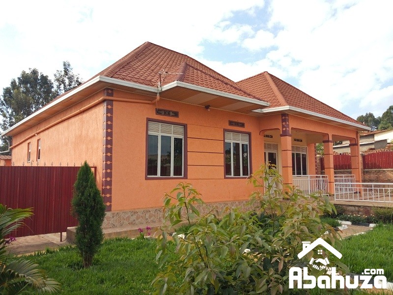 A CONFORTABLE HOUSE FOR SALE IN KIGALI AT BUSANZA