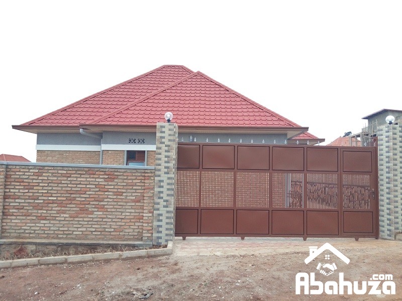 A LOW PRICE HOUSE FOR SALE KIGALI CLOSER TO MULINDI MARKET