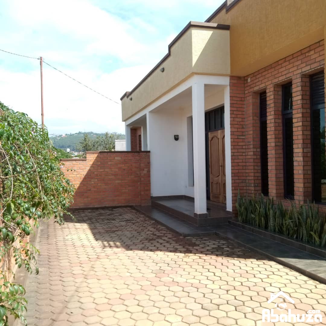 A 3 BEDROOM HOUSE FOR RENT IN KIGALI AT ZINDIRO