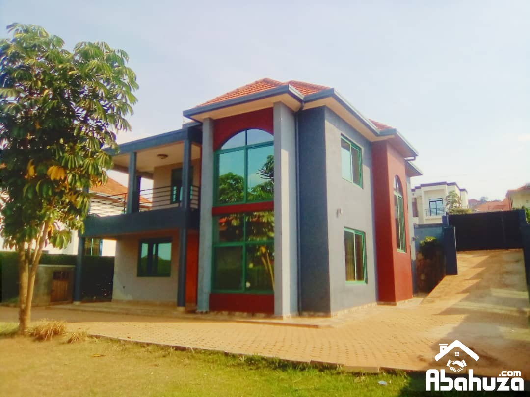 A FURNISHED 4 BEDROOM HOUSE FOR RENT IN KIGALI AT KICUKIRO-KAGARAMA