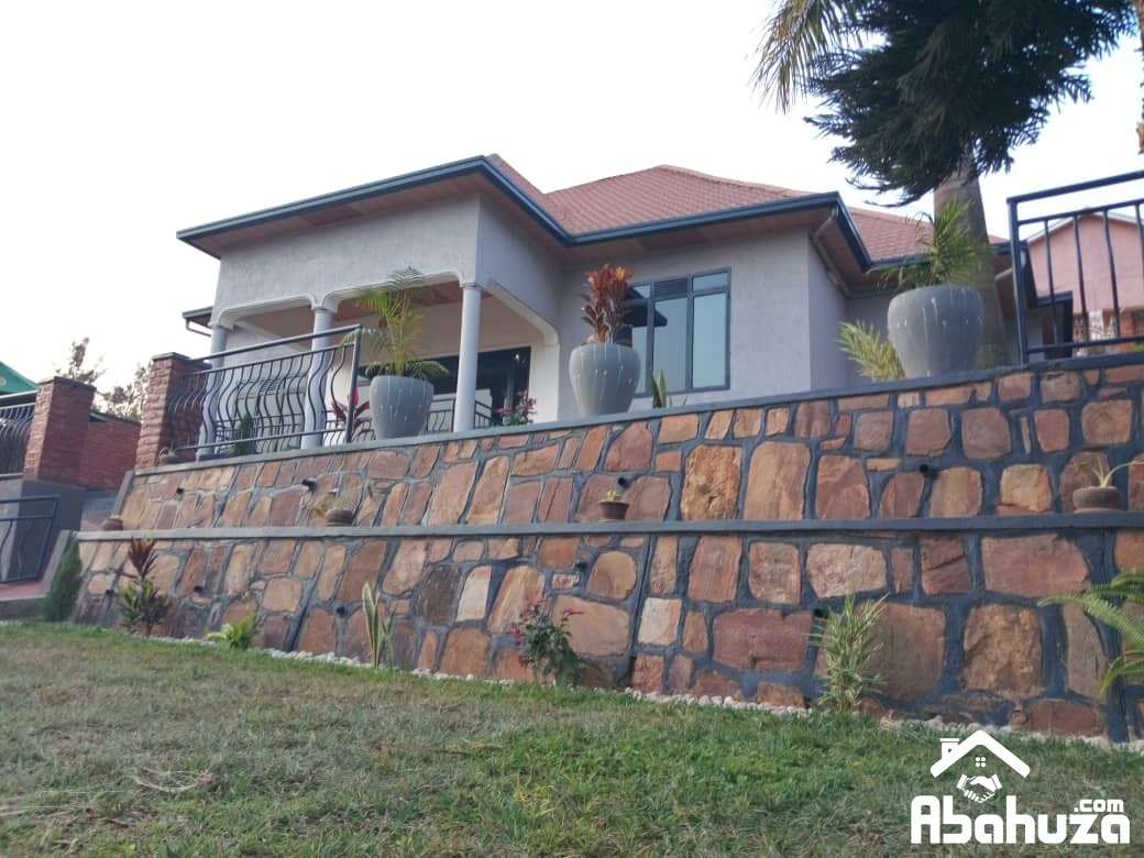 A 4 BEDROOM HOUSE FOR RENT IN KIGALI AT KIBAGABAGA