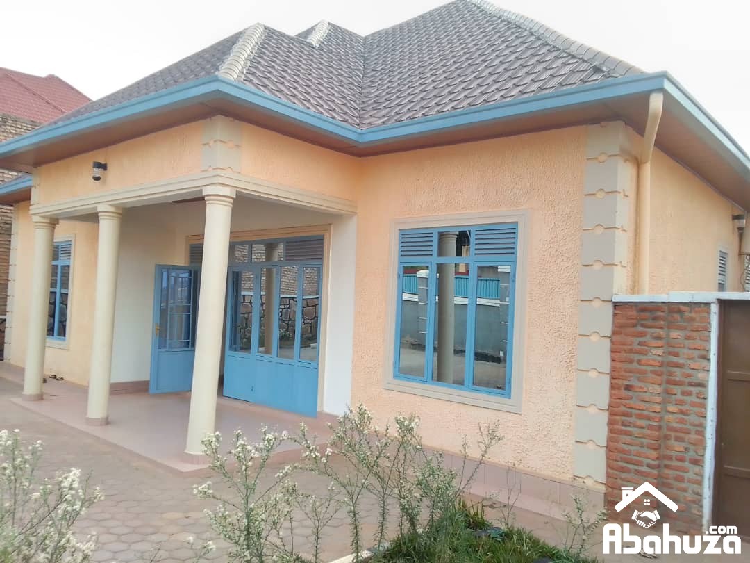 A NEW 4 BEDROOM HOUSE FOR RENT IN KIGALI AT KAGARAMA-MUYANGE