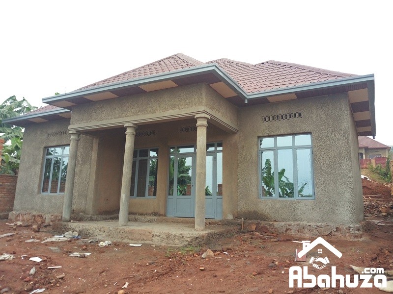 A LOW PRICE HOUSE FOR SALE AT MASAKA
