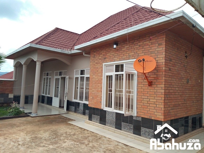 A WELL LOCATED HOUSE FOR SALE IN KIGALI AT KANOMBE