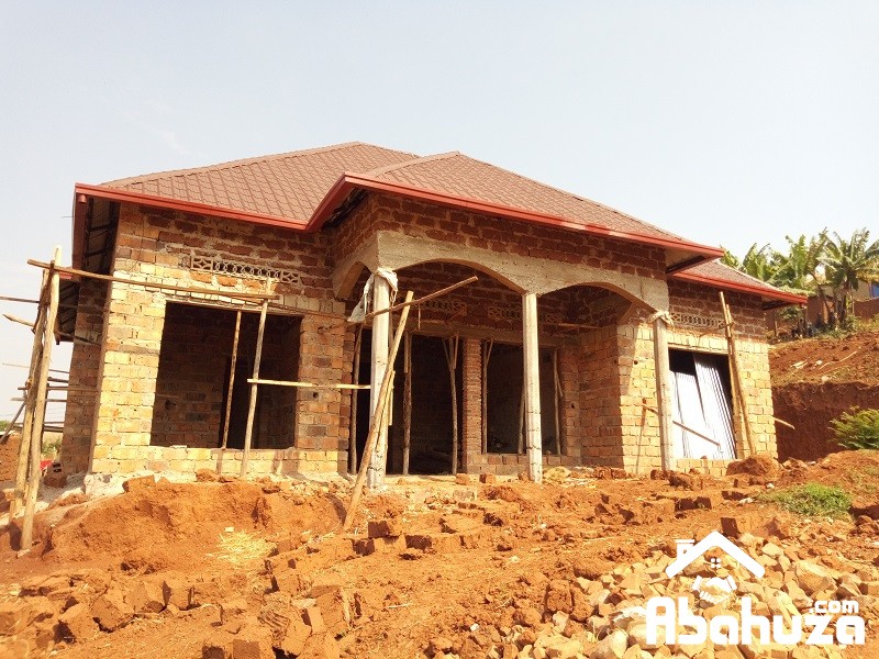 A GOOD PRICE HOUSE FOR SALE IN KIGALI AT ZINDIRO