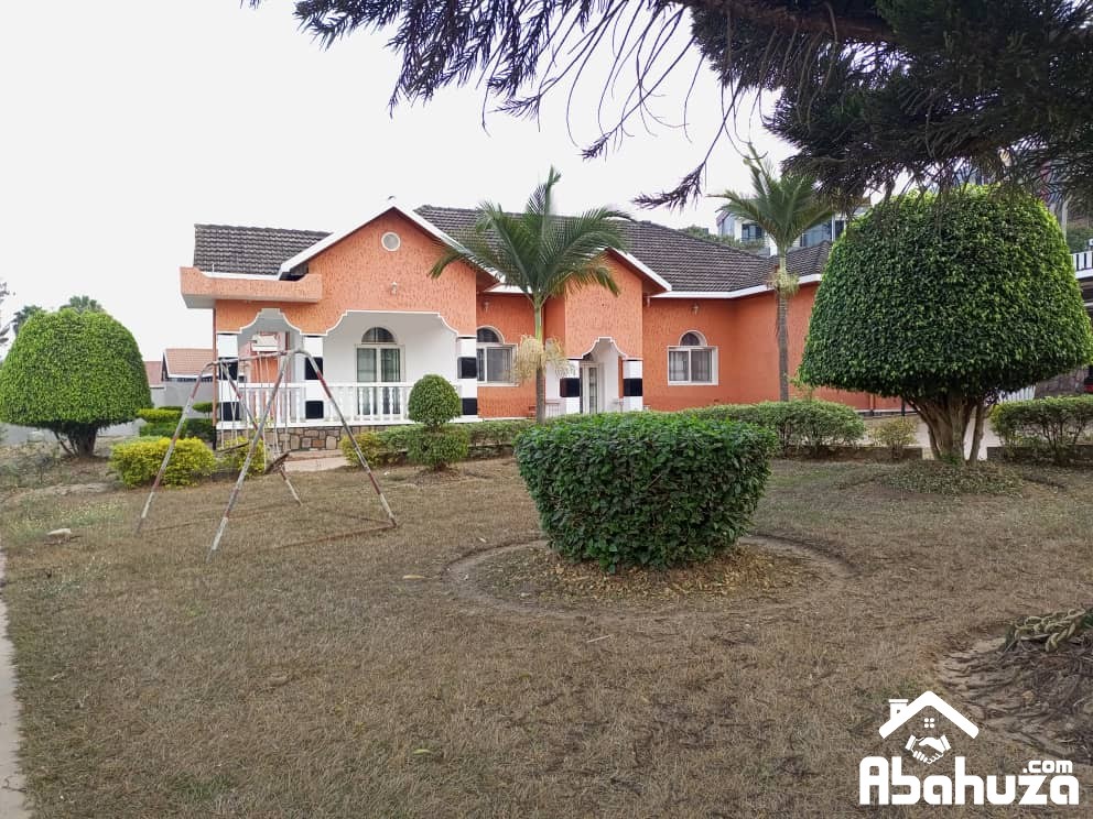 A 6 BEDROOM HOUSE FOR RENT IN KIGALI AT RUGANDO WITH BIG GARDEN