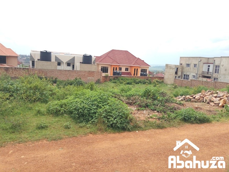 A PLOT SIZED 600 SQM FOR SALE IN KIGALI AT RUSORORO