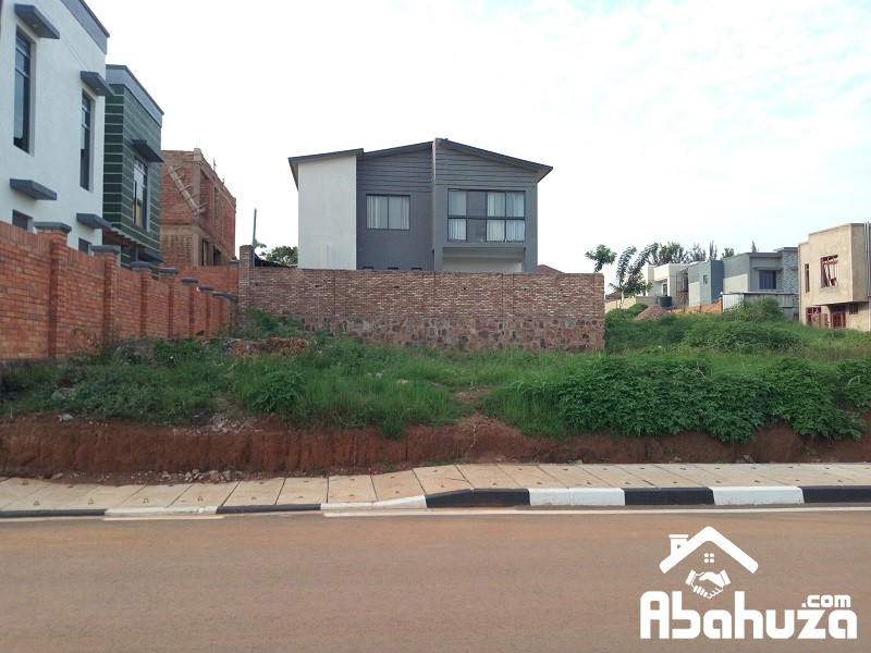 A NICE PLOT WITH NICE VIEW FOR SALE IN KIGALI AT RUSORORO