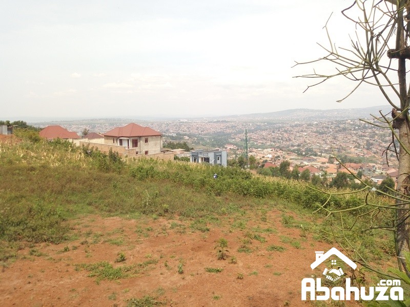 A PLOT WITH FANTASTIC VIEW FOR SALE IN KIGALI AT ZINDIRO