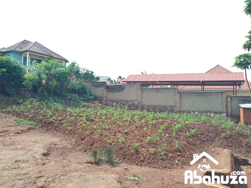 A PLOT WITH PANORAMIC VIEW TO SELL IN KIGALI AT KAGARAMA