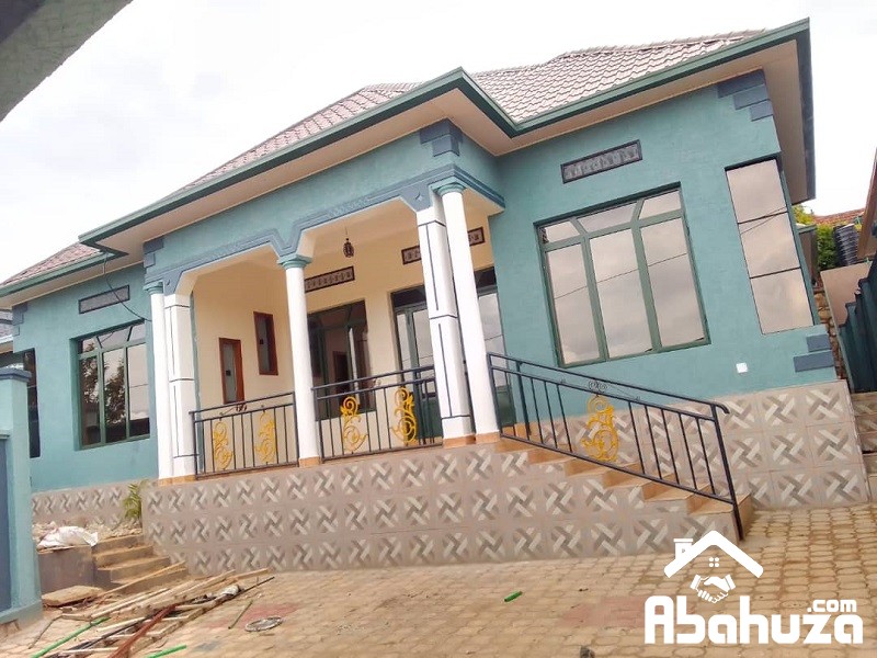 A NEW4 BEDROOM HOUSE FOR RENT IN KIGALI AT KABEZA