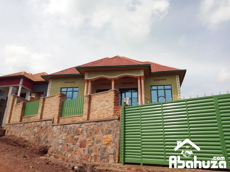 A 4 BEDROOM HOUSE FOR SALE IN KIGALI AT MASAKA