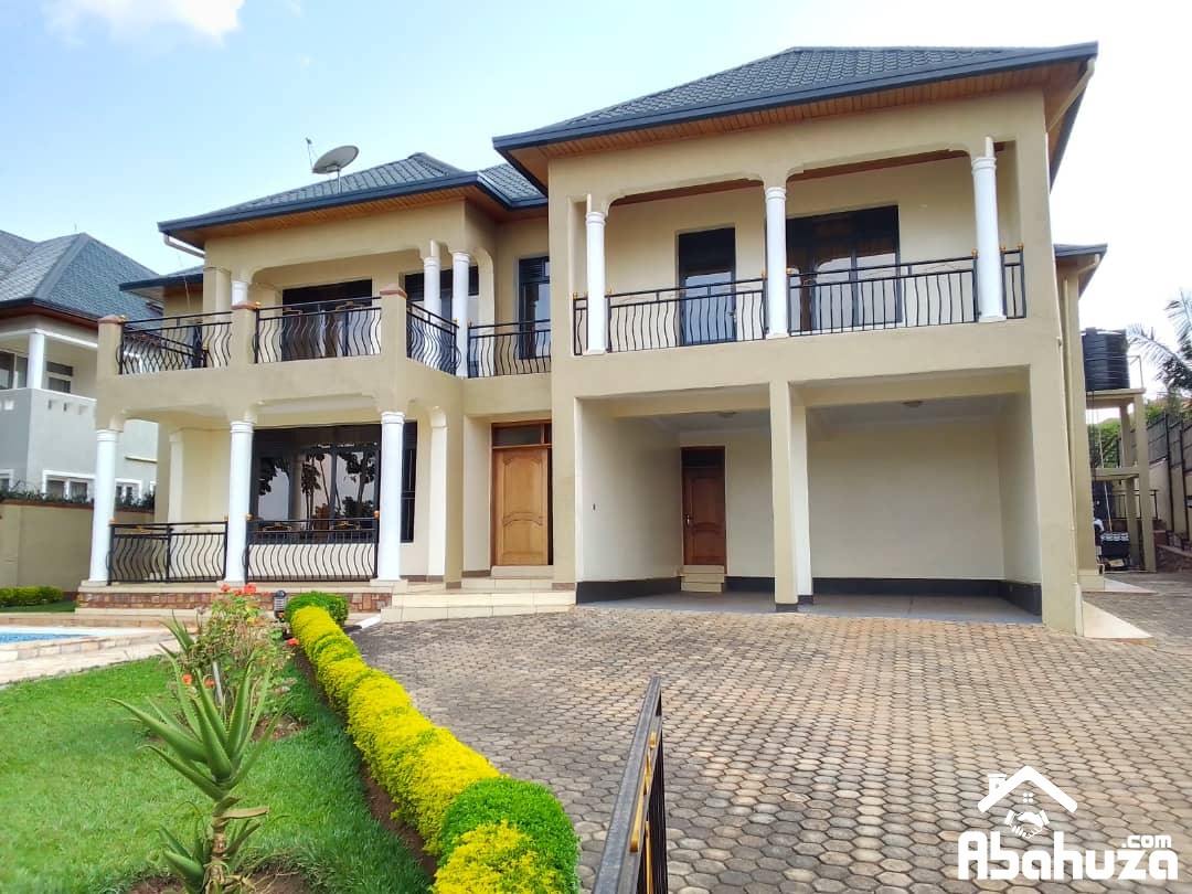 A 5 BEDROOM HOUSE WITH POOL FOR RENT IN KIGALI AT GACURIRO
