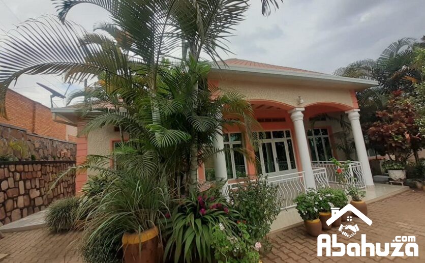 A FURNISHED 3 BEDROOM HOUSE FOR RENT IN KIGALI AT NIBOYE