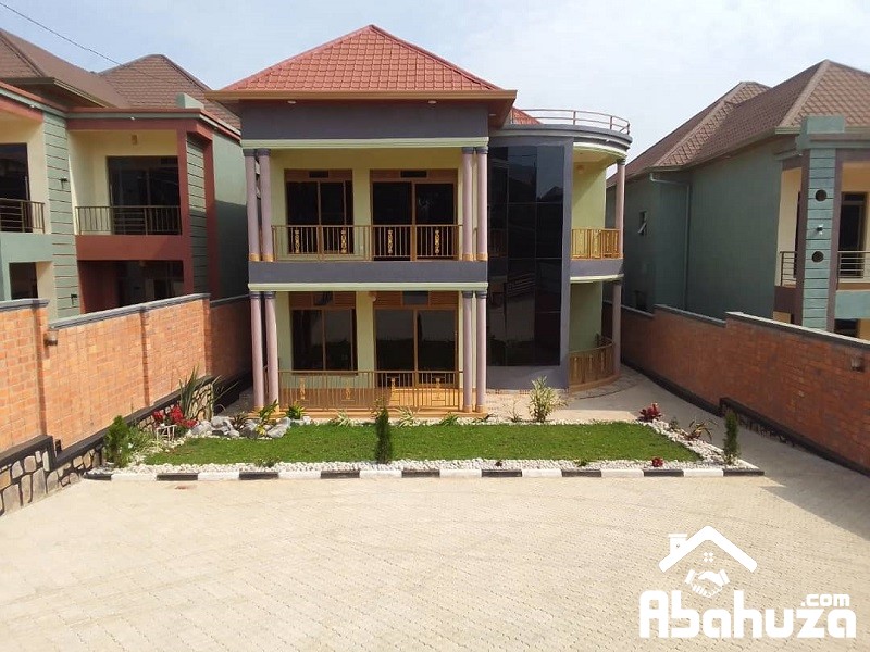 A NEW 6 BEDROOM HOUSE FOR RENT IN KIGALI AT KIBAGABAGA