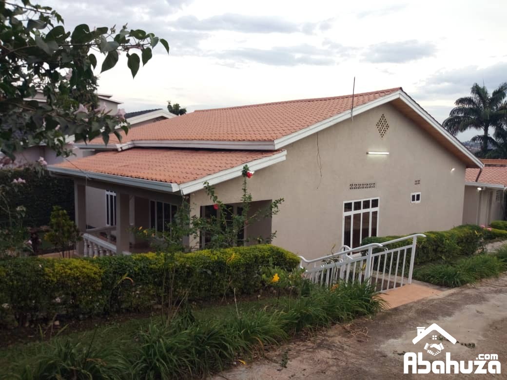 A 4 BEDROOM HOUSE FOR RENT IN KIGALI AT KIBAGABAGA