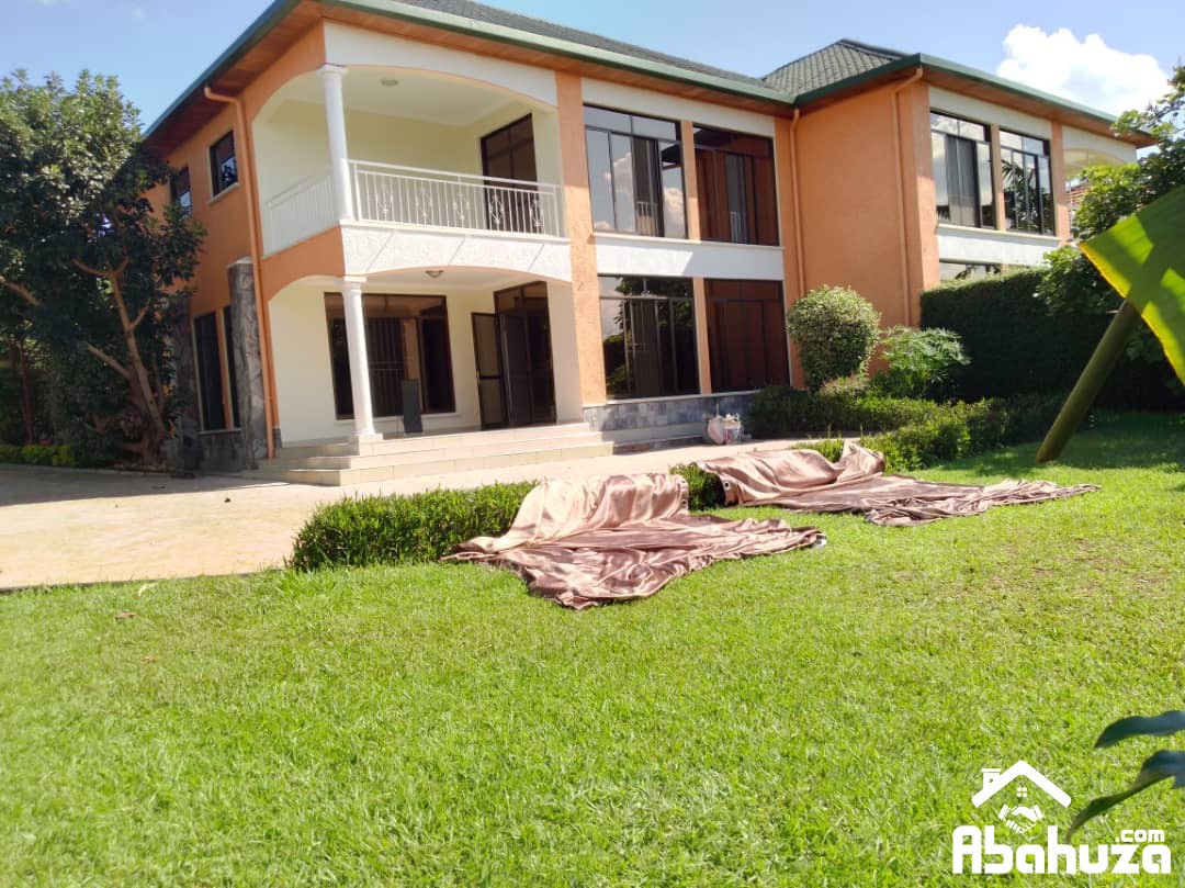 A 3 BEDROOM HOUSE FOR RENT IN KIGALI AT GACURIRO