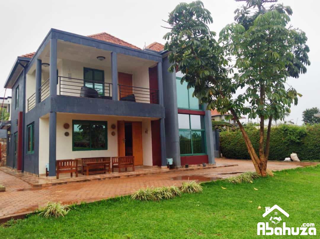 A FURNISHED 4 BEDROOM HOUSE FOR RENT IN KIGALI AT KICUKIRO