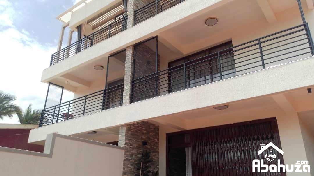 A NEW MODERN FURNISHED 4 BEDROOM HOUSE FOR RENT IN KIGALI AT KIIMIRONKO