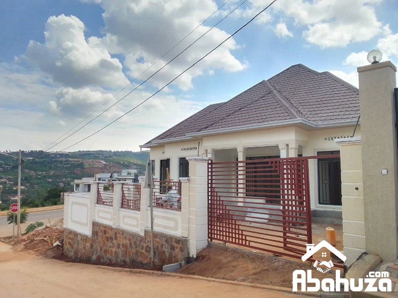 A NEW4 BEDROOM HOUSE FOR SALE IN KIGALI AT Kicukiro-kagarama